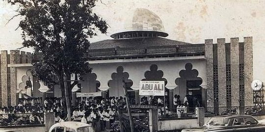 Kisah Masjid Rahmat Surabaya, Siapapun yang Berdoa Diyakini Terkabul