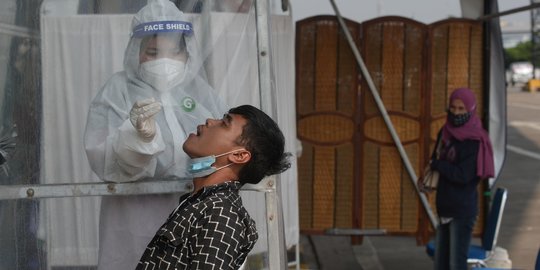 Swab Antigen di Wilayah Perbatasan Makassar, 55 Orang Positif Corona