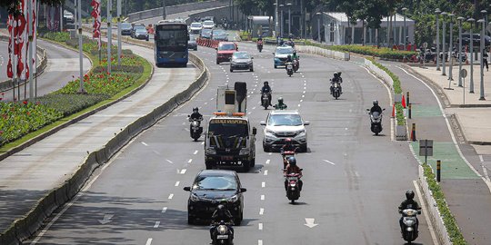 Tak Ada Kompromi, Polisi Langsung Putar Balik Kendaraan Langgar Ganjil Genap