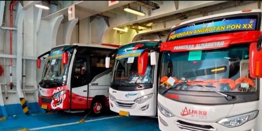 Dukung PON XX, Kemenhub Kirim 428 Unit Bus ke Papua