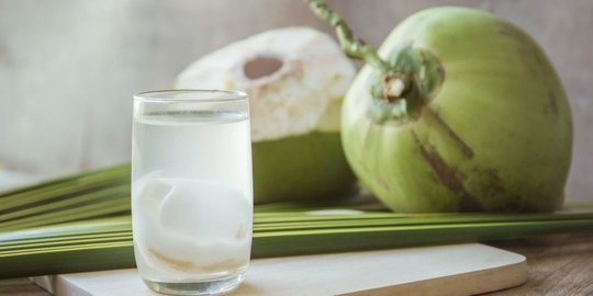 7 Resep Es Kelapa yang Enak dan Segar, Mudah Dibuat