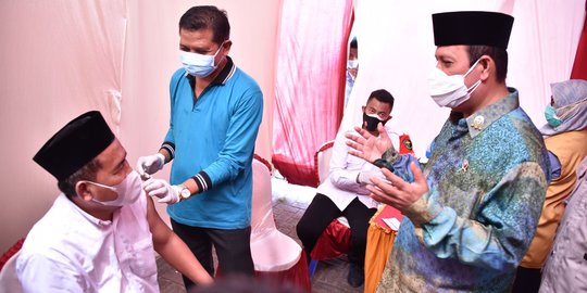 BNPT Gelar Vaksinasi Covid-19 untuk Mitra Deradikalisasi di Lamongan