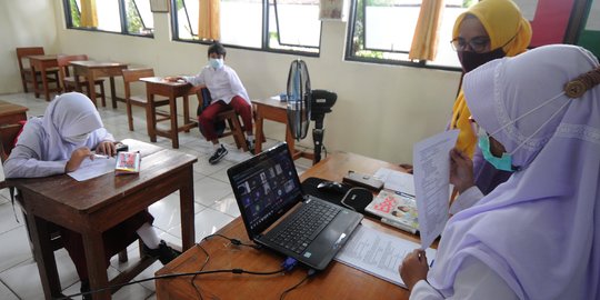 PPKM Level 3, Jakarta Diizinkan Belajar Tatap Muka Terbatas Kapasitas 50 Persen