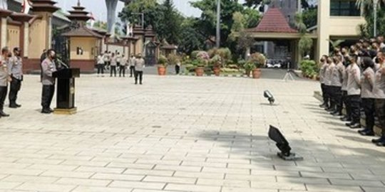 Dilepas Kapolri, Ini Sosok Perwira Tampan Anak Eks Kasau Sekolah di Luar Negeri