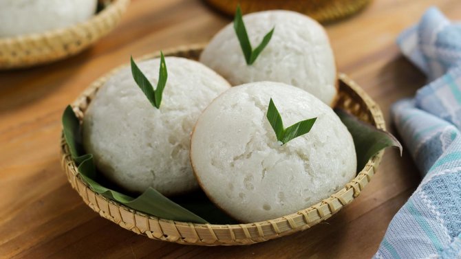 Cara Membuat Kue Apem Empuk Dan Lembut 10 Resep Apem Jawa Empuk dan Lembut, Camilan Lezat Mudah Dibuat | merdeka.com