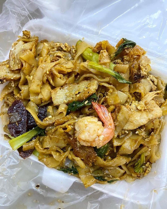 kwetiau goreng