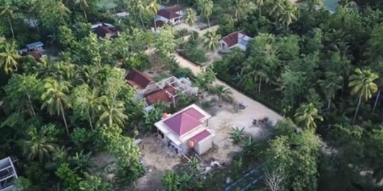 Tak Lagi Berdinding Kayu, Ini Rumah Baru Mimi Peri yang Disebut Bak Istana Langit