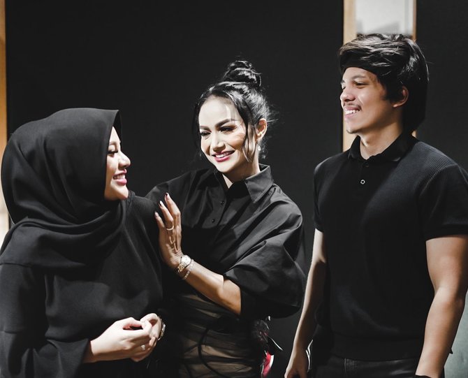 atta halilintar bersama aurel dan krisdayanti