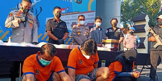 Tiga Pengedar Jaringan Antarpulau Ditangkap, Polres Surabaya Sita 13,39 Kg Sabu