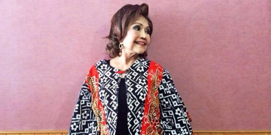 Penyanyi Legendaris Minang Elly Kasim Meninggal Dunia