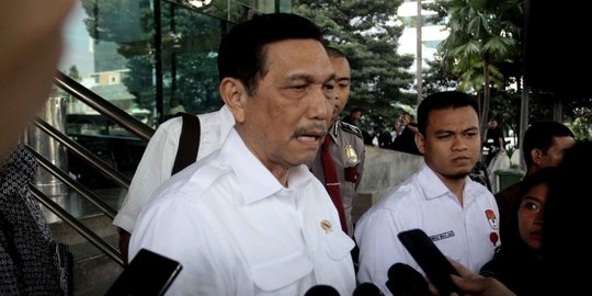 Menko Luhut: Tempat Wisata Harus Dilengkapi Aplikasi Peduli Lindungi