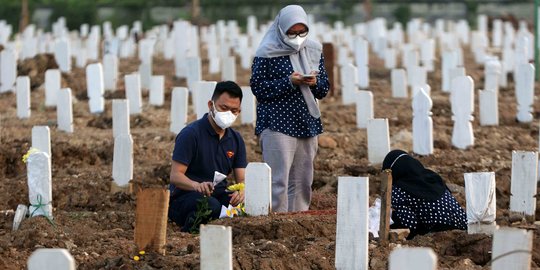 Tradisi Unik Warga Probolinggo, Tidur 7 Hari di Kuburan karena Ini