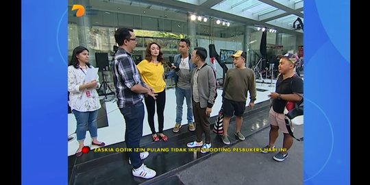 Zaskia Gotik Ngamuk Ogah Tampil Bareng Vicky Prasetyo, Pilih Pulang Tinggalkan Acara