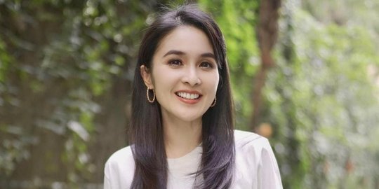 Potret Sandra Dewi Usai Potong Rambut, Cantik Banget Sampai Disebut Real Princess