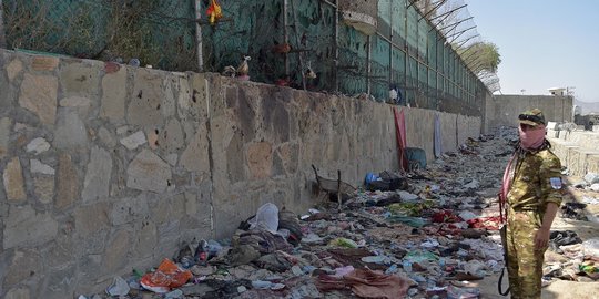 Penampakan Lokasi Serangan Bom Bunuh Diri ISIS di Bandara Kabul