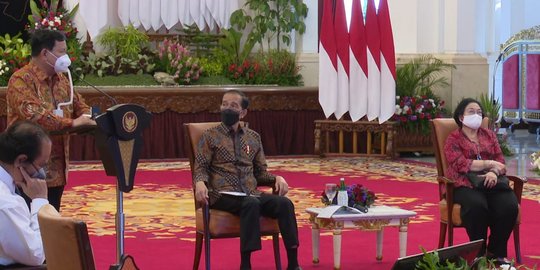 Megawati Pesan ke Jokowi: Kasih Tahu Rakyat Vaksinasi bukan Obat Covid-19