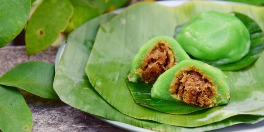 10 Resep Kue Basah Kukus dengan Rasa dan Aroma Harum Pandan