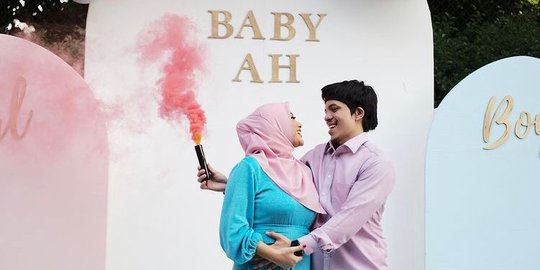 Hamil Anak Pertama, Ini 4 Momen Gender Reveal Aurel Hermansyah & Atta Halilintar