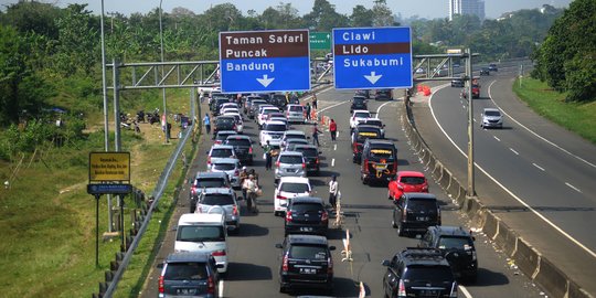 Sempat Macet Panjang, Lalu Lintas Menuju Puncak Kembali Lancar