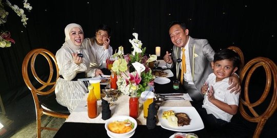 Tempat Makan Romantis di Rumah Mewah Denny Cagur, Kayak di Hotel Bintang 5