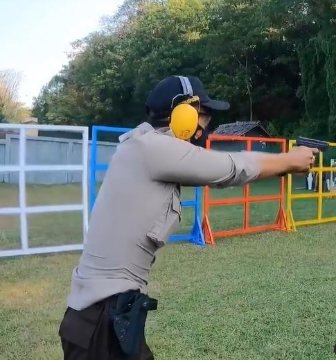 tak cuma ibunya orang hebat kakek taruna akpol ganteng andika mahardika eks kapolri