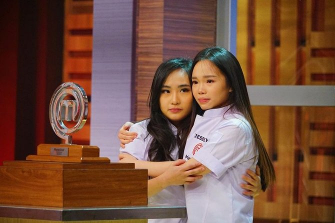 jesselyn dan nadya mci