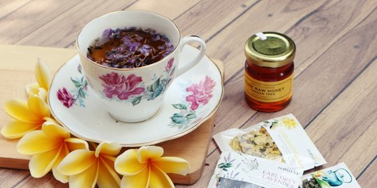 4 Manfaat Konsumsi Teh Lavender untuk Kesehatan dan Kecantikan