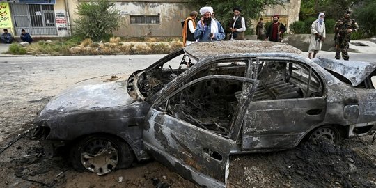 Serangan Roket Hantam Mobil Dekat Bandara Internasional Kabul