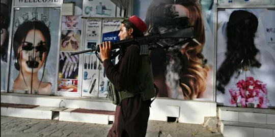 Ketakutan & Harapan Warga Afghanistan Menunggu Pemerintahan & UU Baru Taliban