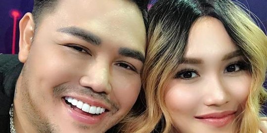 Momen Manis Ivan Gunawan & Ayu Ting Ting serta Bilqis, Netizen Ramai Komentar Begini