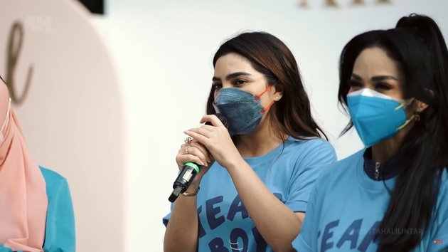 4 potret kebersamaan ashanty dan krisdayanti di acara gender reveal aurel kompak