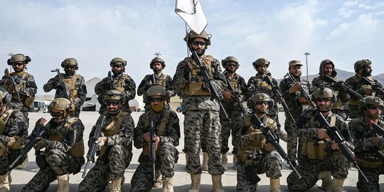 Pasukan Khusus Taliban Kuasai Bandara Kabul Usai Militer AS Angkat Kaki