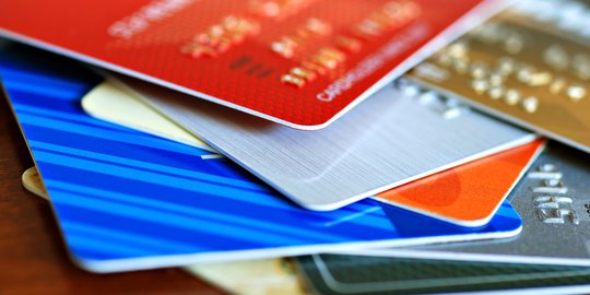 Tanyakan 3 Hal Ini Sebelum Punya Kartu Kredit Lebih dari Satu