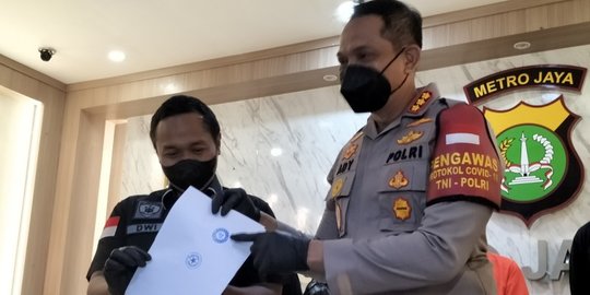 Penipu Artis Bermodus Utusan Khusus Jokowi Cetak Surat Palsu Mensesneg Sendiri