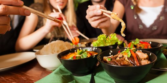 5 Tips Bijak untuk Makan Besar di Restoran All You Can Eat