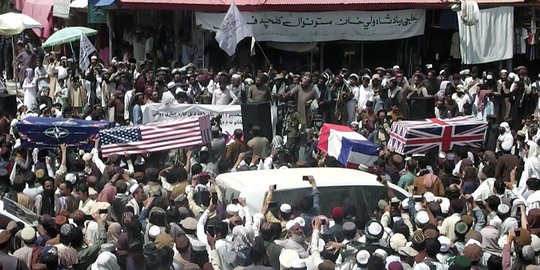 AS Pergi dari Afghanistan Pendukung Taliban Arak Peti Mati