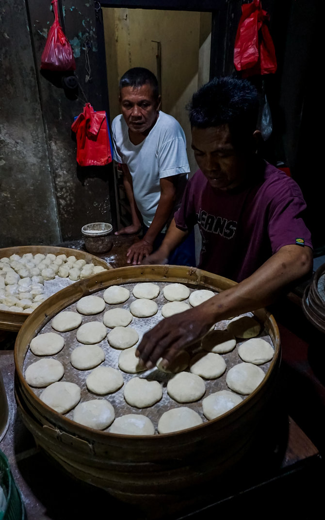 kue kompyang