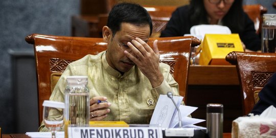 Pembubaran BSNP, Nadiem atau Jokowi yang Bertanggung Jawab?