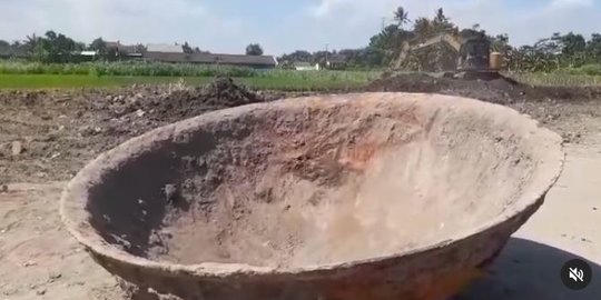 Heboh Penemuan Wajan Raksasa di Bantul, Diameter hingga 2 Meter