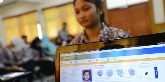 Banyaknya Nomor Identitas Warga Picu Sulitnya Kejar Penerimaan Negara