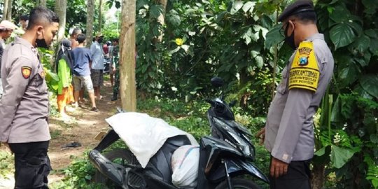 Mayat Perempuan Dalam Karung Ditemukan di Hutan Sengon Blitar