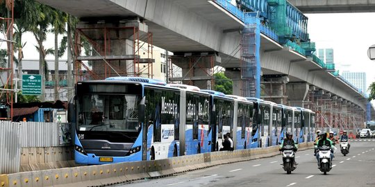 Fraksi PSI Soroti Pegawai TransJakarta Baru 60 Persen Terima Vaksinasi