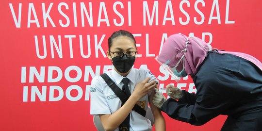 Cerita Pelajar di Tangerang Ikut Vaksinasi Setelah Bosan Belajar Daring di Rumah