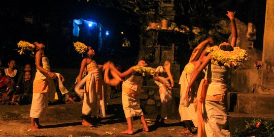 Sanghyang, Tarian Sakral Penolak Bala di Bali