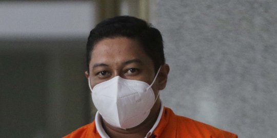 Eks Penyidik KPK Stepanus Robin Disebut Terima Rp3 Miliar dari Azis Syamsuddin