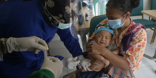 Ahli Ingatkan Kebutuhan Vaksin Non-Covid-19 Anak Harus Tetap Dipenuhi