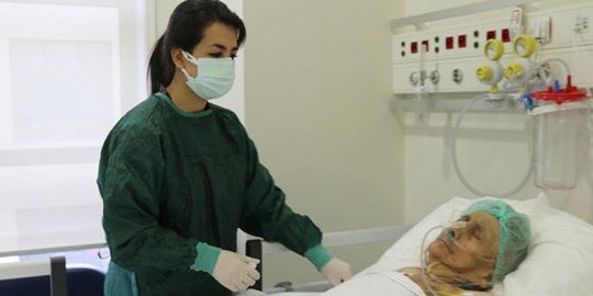Nenek Berusia 116 Tahun Asal Turki Sembuh dari Covid-19