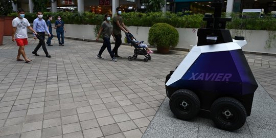 Xavier, Robot Patroli Pengawas Kerumunan di Singapura