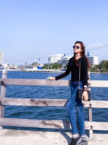 adindahalonaa