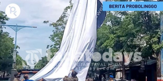 Baliho Permintaan Maaf Bupati Probolinggo Dicopot Paksa, Begini Kronologinya